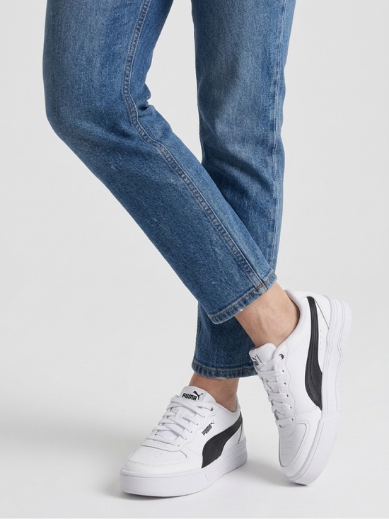 Puma Shoes - Puma White Sneakers with Black Formstripe